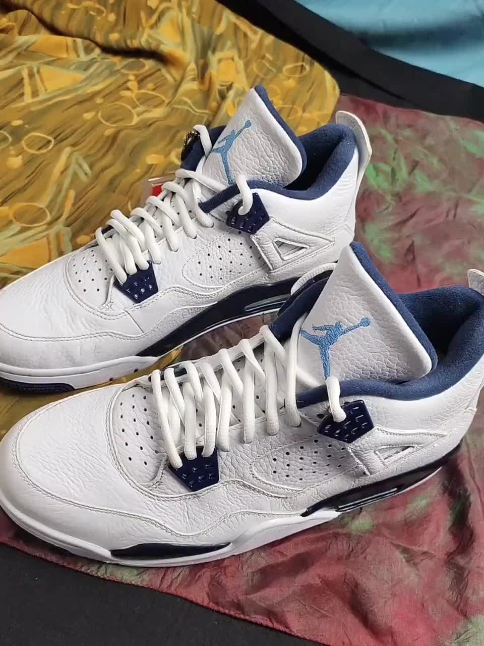 大家好，今天给大家分享这双颜值非常出色，