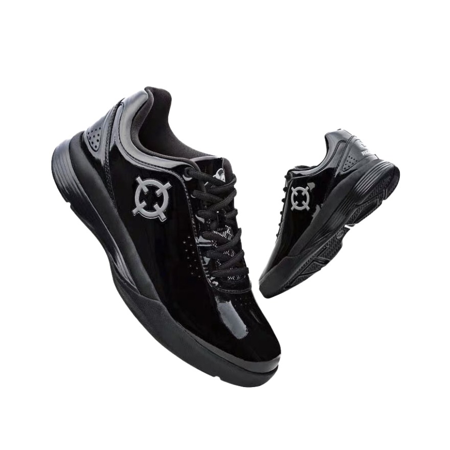 准者  大学生联赛亮面透气篮球鞋 z119160701