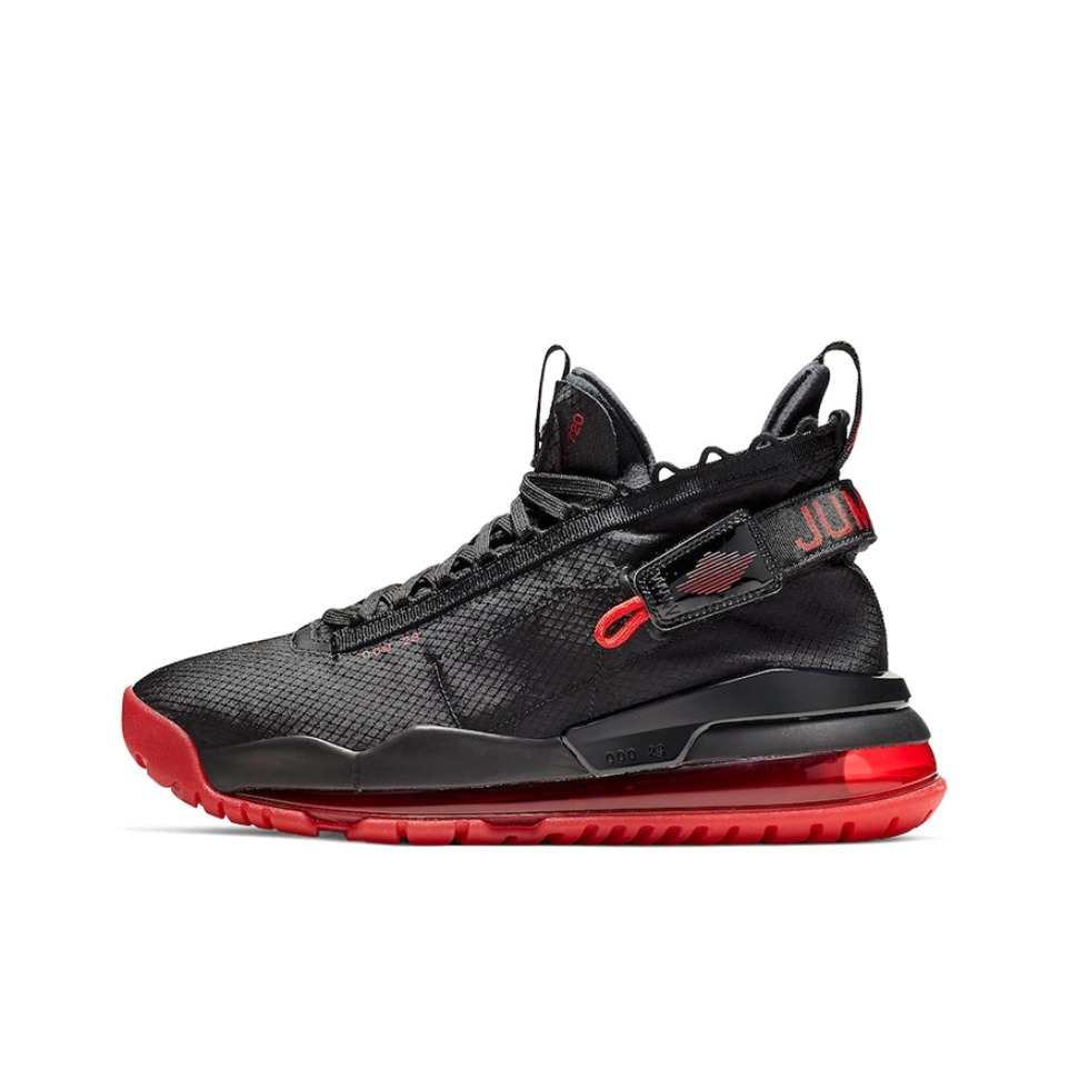 riley先生在美国马拉松之城波士顿成立,现已成为众多成功企业家和