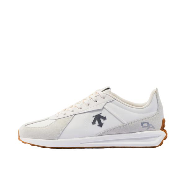 推荐商品：迪桑特 Trainer 简约 低帮 厚底 舒适 运动休闲鞋 白色