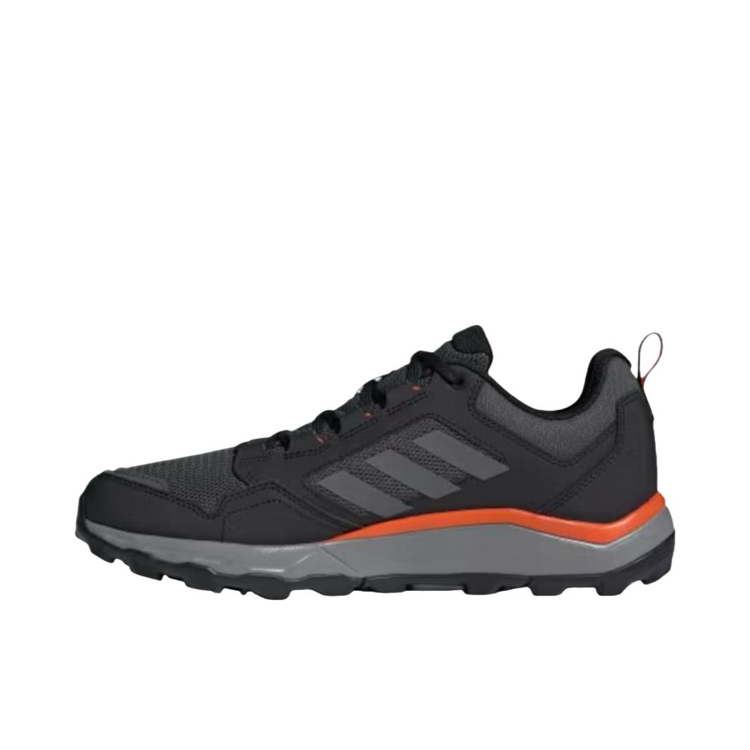 推荐商品：adidas Terrex Tracerocker 2 GTX 防滑耐磨 舒适减震 百搭 户外鞋 黑色/灰色