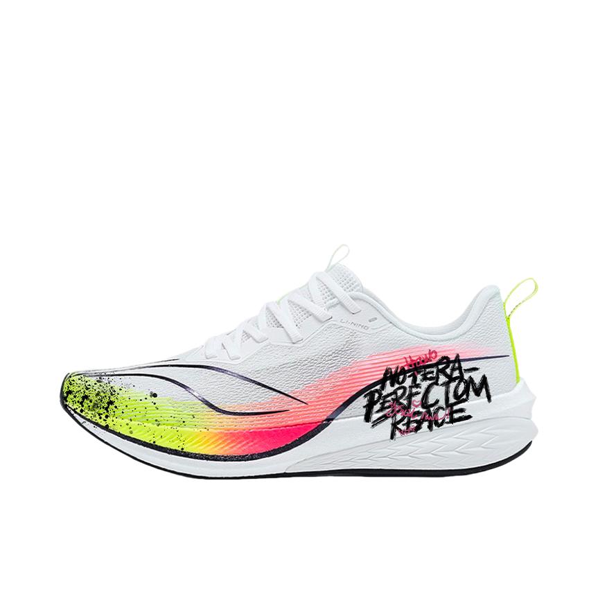 推荐商品：【定制球鞋】 李宁 赤兔6pro 跑鞋 街头小众防滑减震体考 泼墨涂鸦