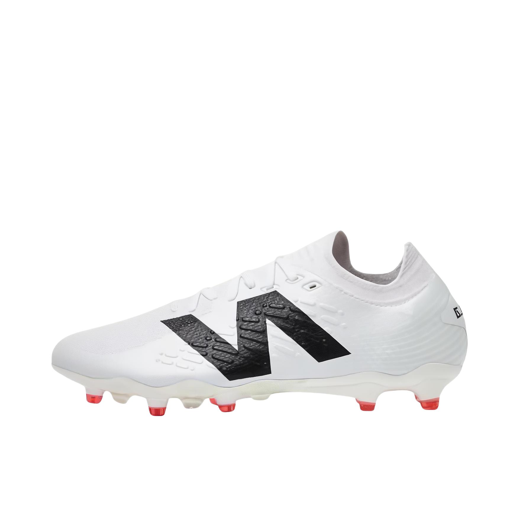 推荐商品：New Balance Tekela Pro Fg V4+ 人造草坪 减震耐磨 胶质 长钉 低帮 足球鞋 D宽/白色