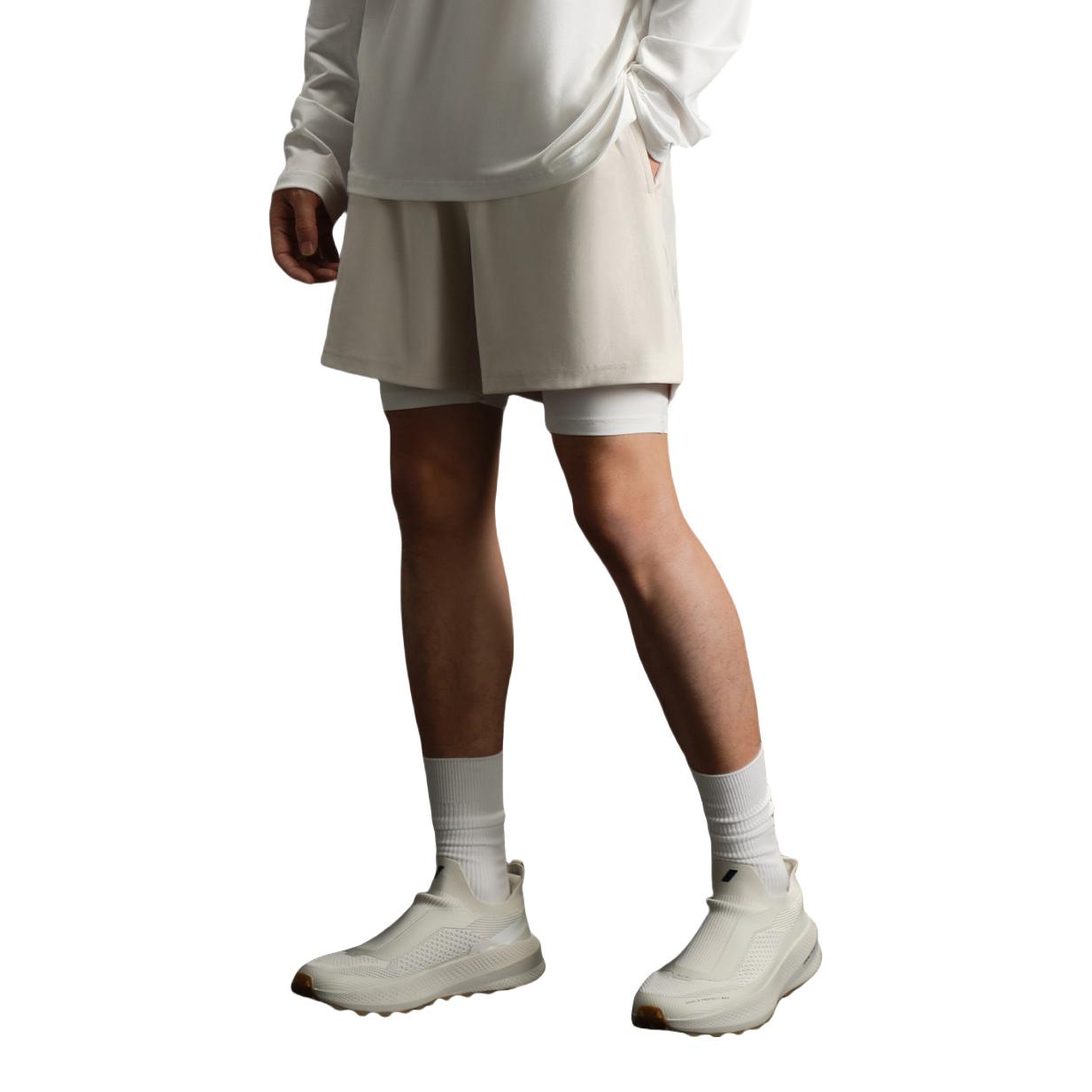 推荐商品：ZONEID 流云二合一紧身针织运动短裤 D251108 米