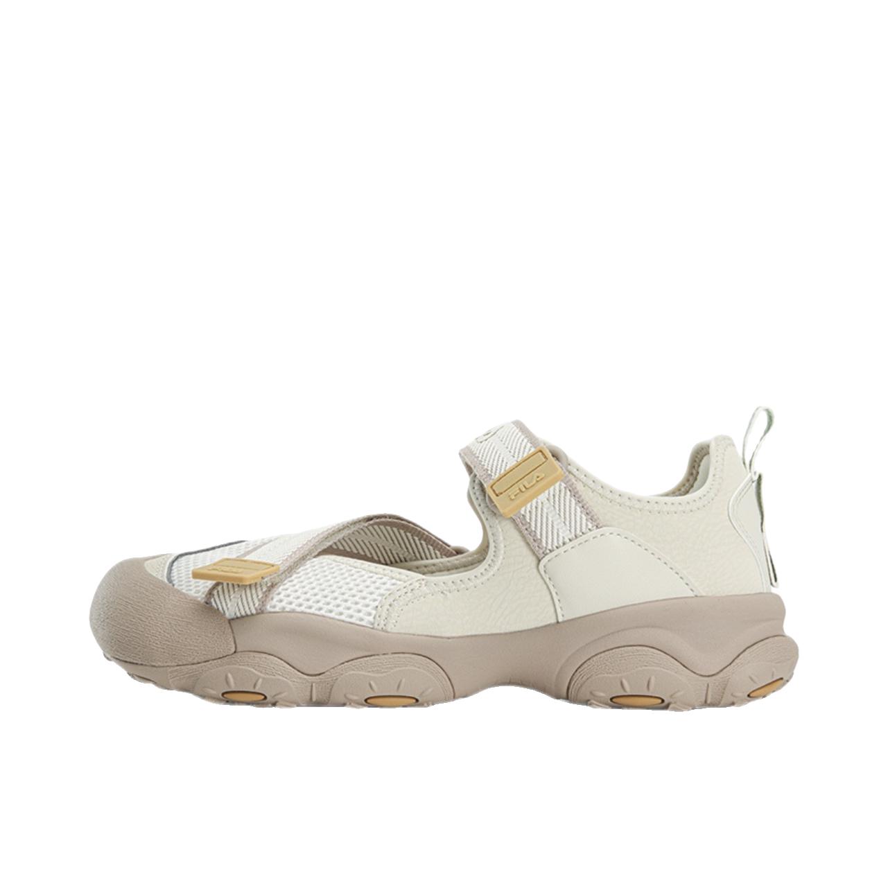 推荐商品：FILA/斐乐 猫爪7 凉鞋 轻便增高透气耐磨玛丽珍魔术贴 女款/奶白色/泡沫白