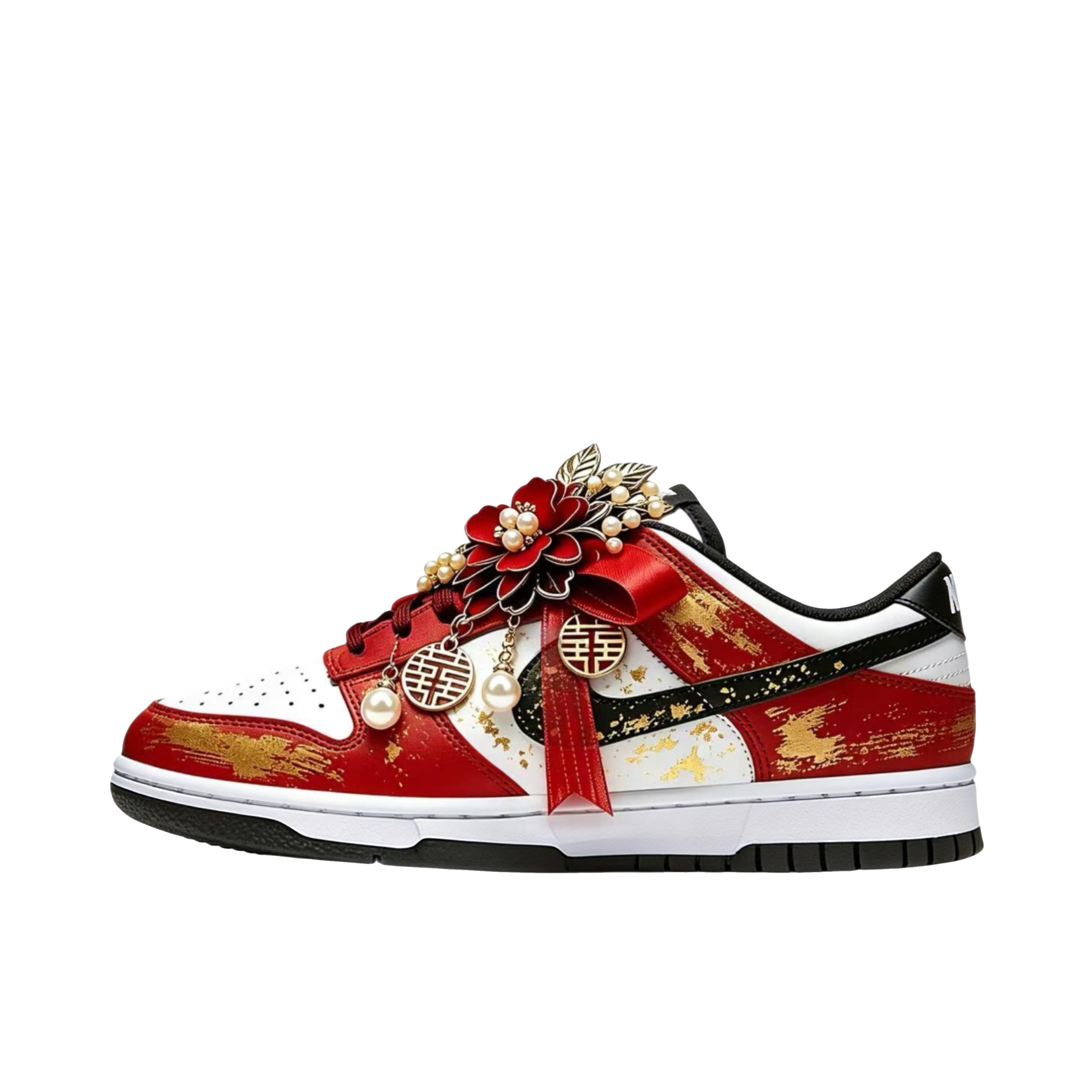 推荐商品：【定制球鞋】 Nike Dunk 板鞋 平跟系带防滑耐磨做旧高街简约百搭潮流复古美式 婚鞋1.0