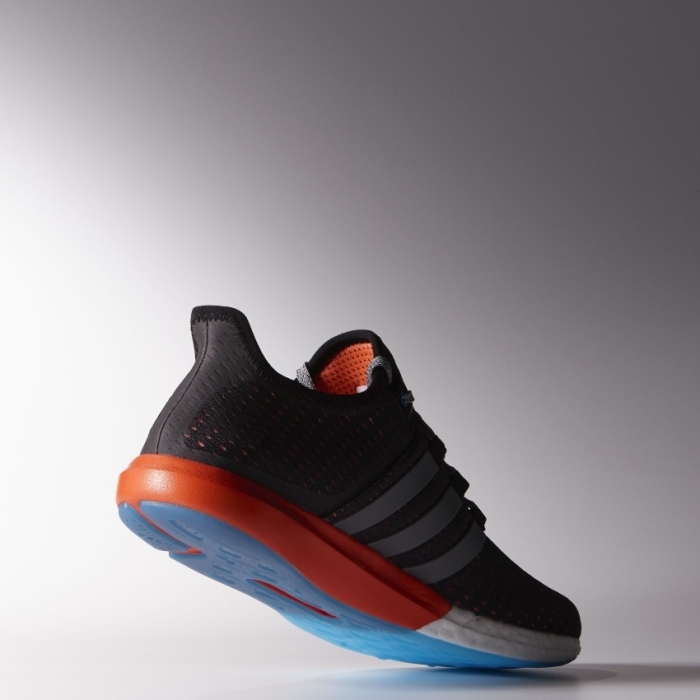 近期好价!阿迪达斯gazelle boost泡沫清风跑鞋