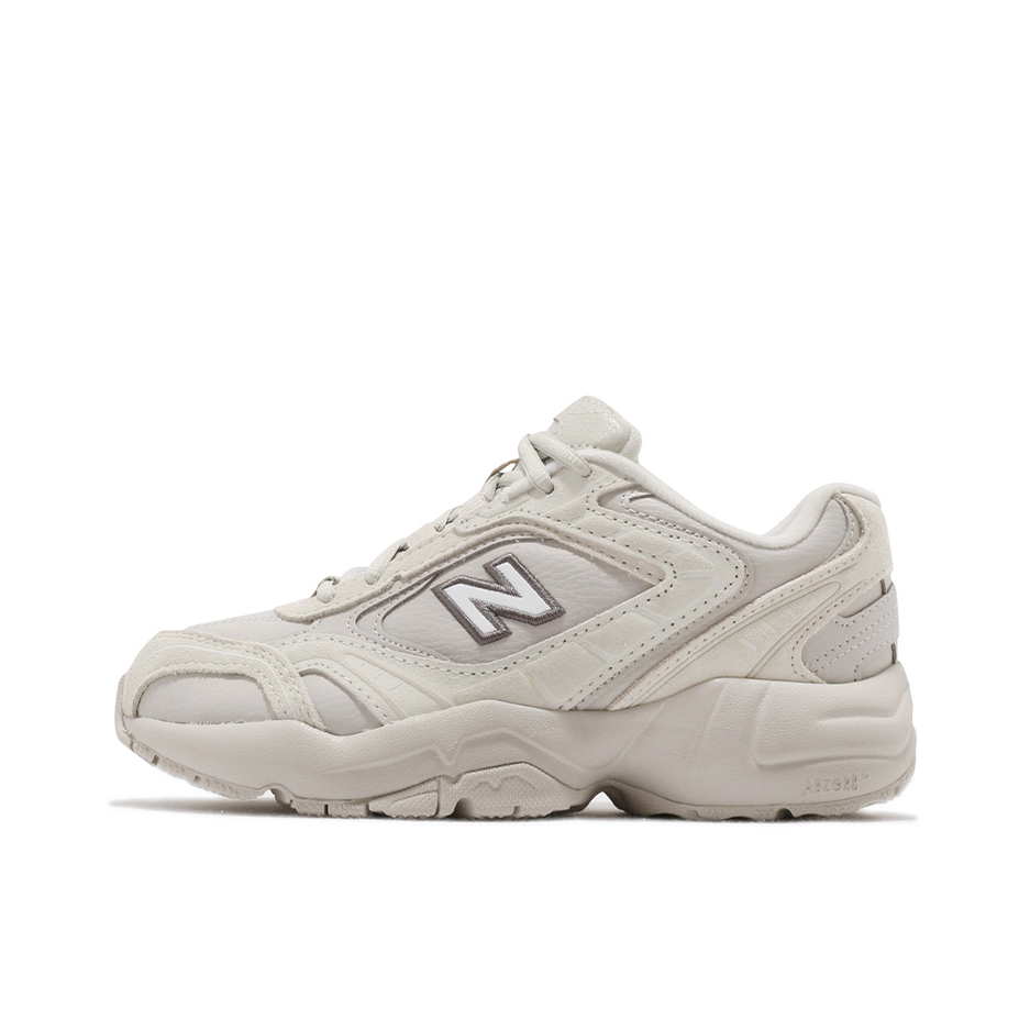 New Balance 452