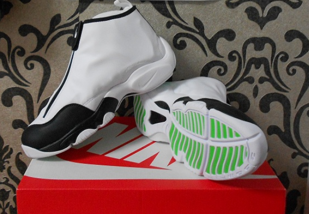 晒爱鞋一双nike air zoom flight 98 glove 佩顿手套,甚是喜欢!