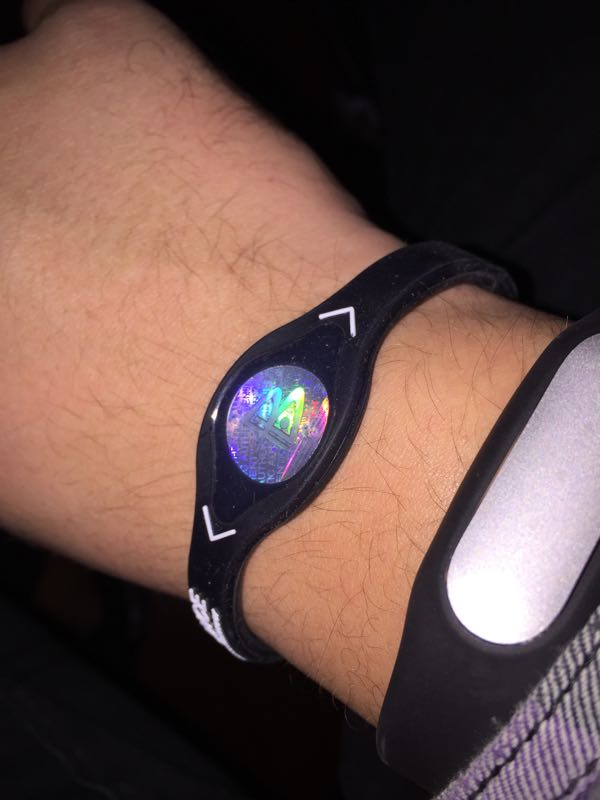 识货海淘第十弹powerbalance手环