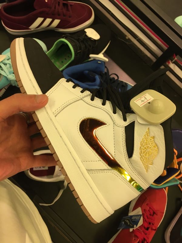 aj1 retro high nouv.-识货晒物