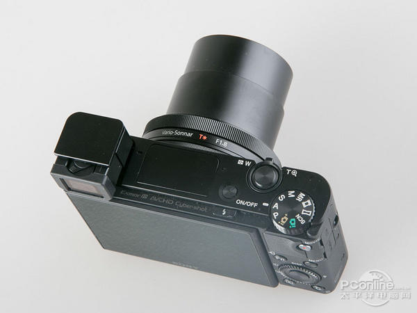 索尼黑卡™RX100 III