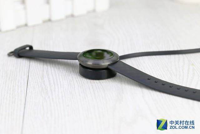 高颜值出街利器 华为荣耀zero手环试用 