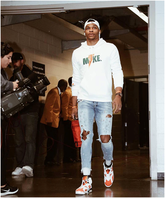 弎言两语别学着球星们的场上上脚看看他们场下都穿些啥五