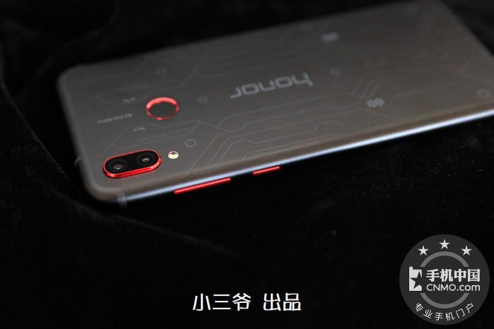 【图片10】【小三爷评测】激情酣战整个夏天-荣耀play酷玩版体验报告