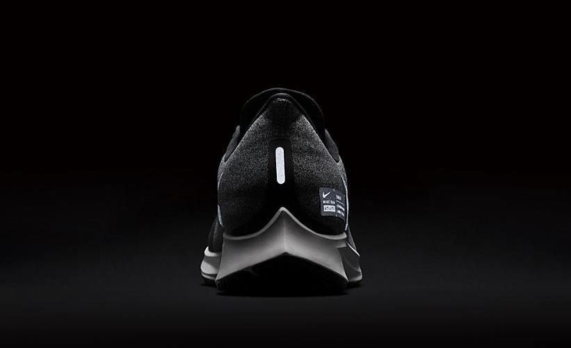 Nike,Air Zoom Pegasus 35 Shiel  多处 3M 反光点缀！机能版 Air Zoom Pegasus 35 下月发售