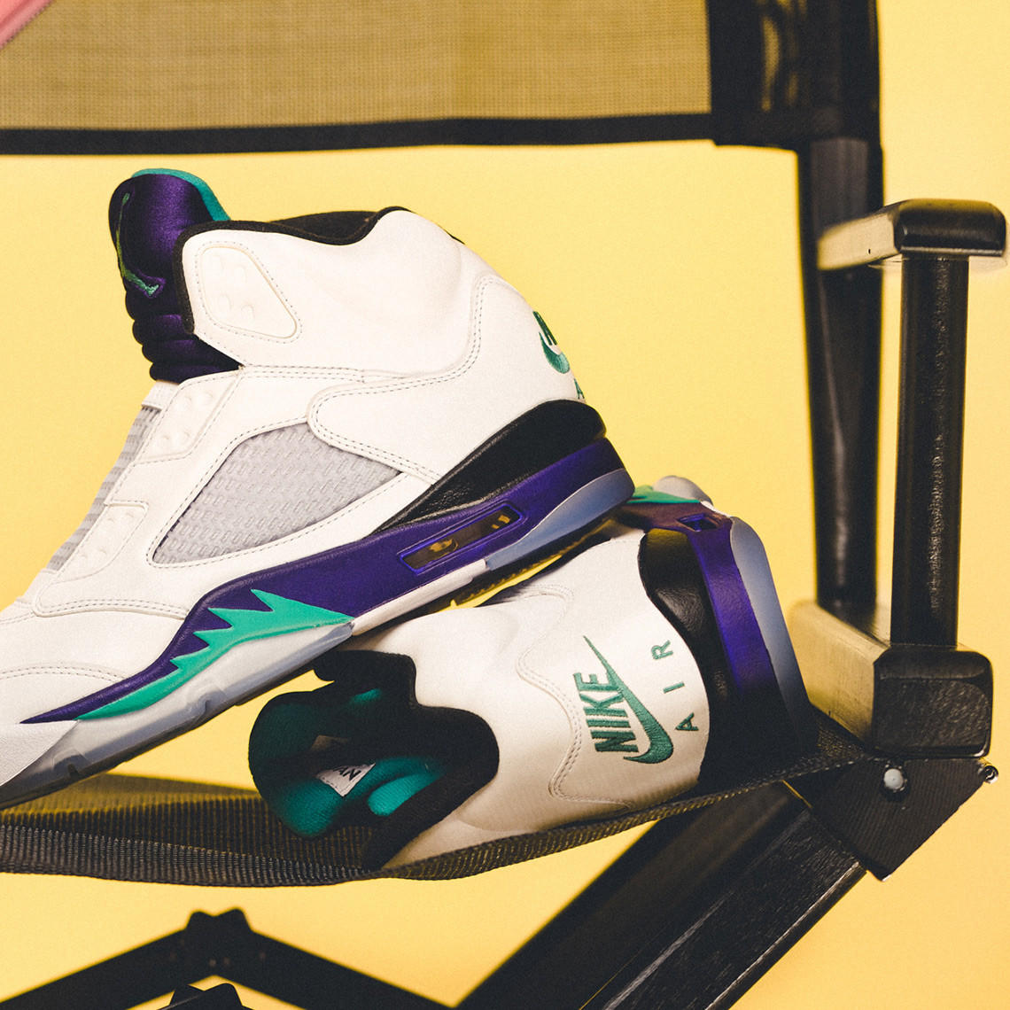 AV3919-135,AJ5,Air Jordan 5 AV3919-135 AJ5 威尔·史密斯生日当天发售！这双白紫 AJ5 入手难度可能不低！