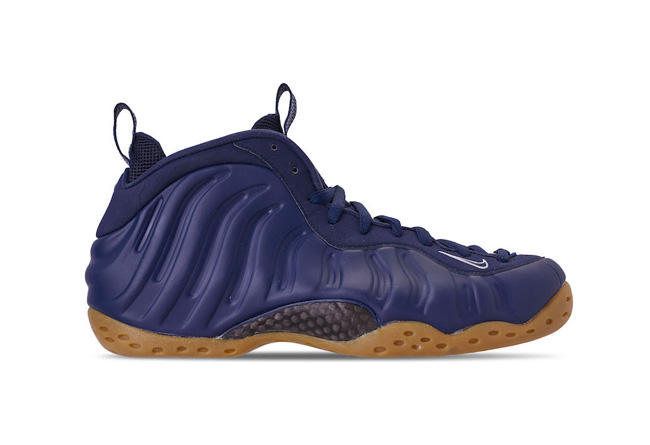 Foamposite,Foamposite One,Nike  今年秋季的喷泡新品！Nike Air Foamposite One 午夜蓝首次曝光