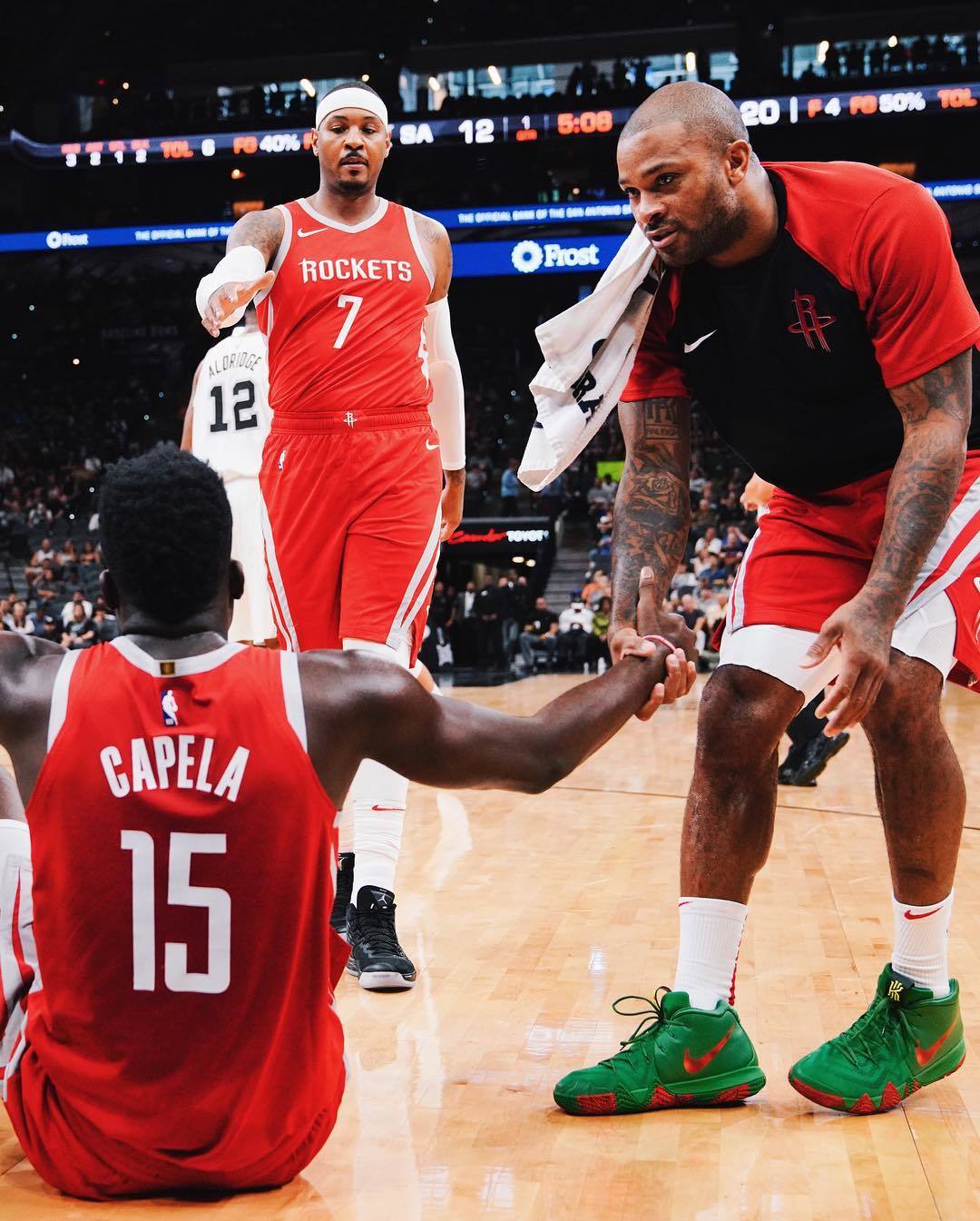 NBA,鞋王,之争,再度,开启,季前赛,上,脚,亮点,  NBA 鞋王之争再度开启！季前赛上脚亮点颇多