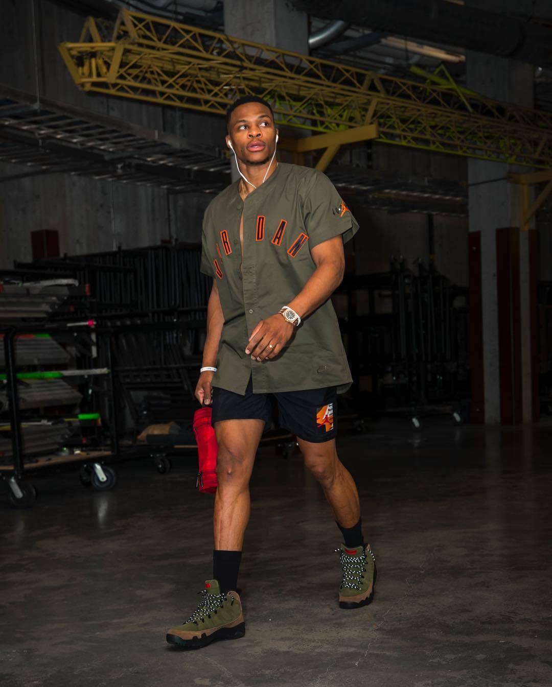 NBA,鞋王,之争,再度,开启,季前赛,上,脚,亮点,  NBA 鞋王之争再度开启！季前赛上脚亮点颇多