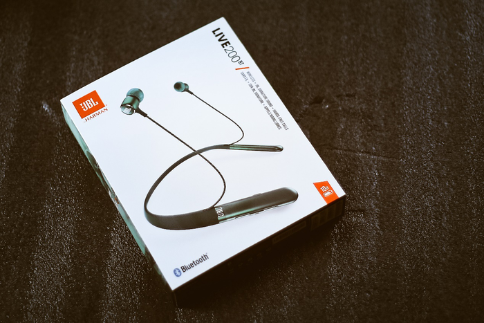 JBL LIVE 200BT
