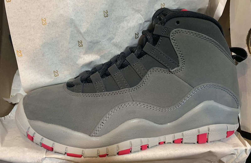 Air Jordan 10,AJ10,发售,487211-0  穿腻雪地靴的妹子不妨试试！全新配色 Air Jordan 10 官图释出
