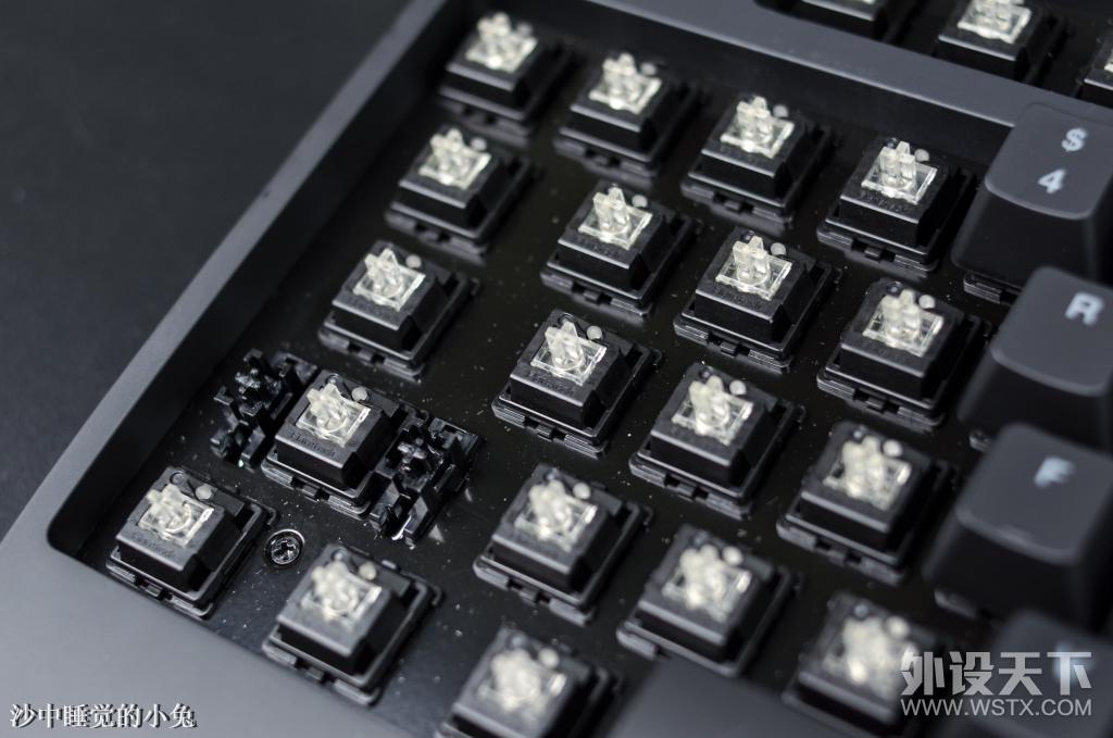 一切只为了电竞，BenQ ZOWIE CELERITAS II 光轴游戏键盘评测