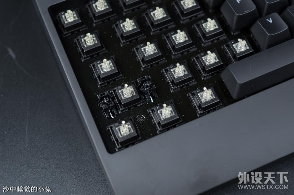 一切只为了电竞，BenQ ZOWIE CELERITAS II 光轴游戏键盘评测