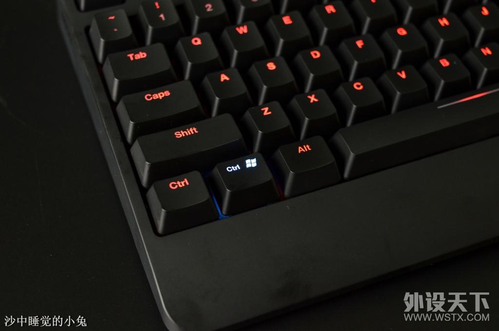 一切只为了电竞，BenQ ZOWIE CELERITAS II 光轴游戏键盘评测