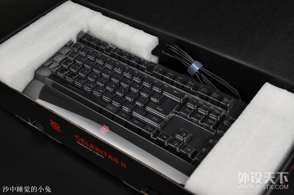 一切只为了电竞，BenQ ZOWIE CELERITAS II 光轴游戏键盘评测