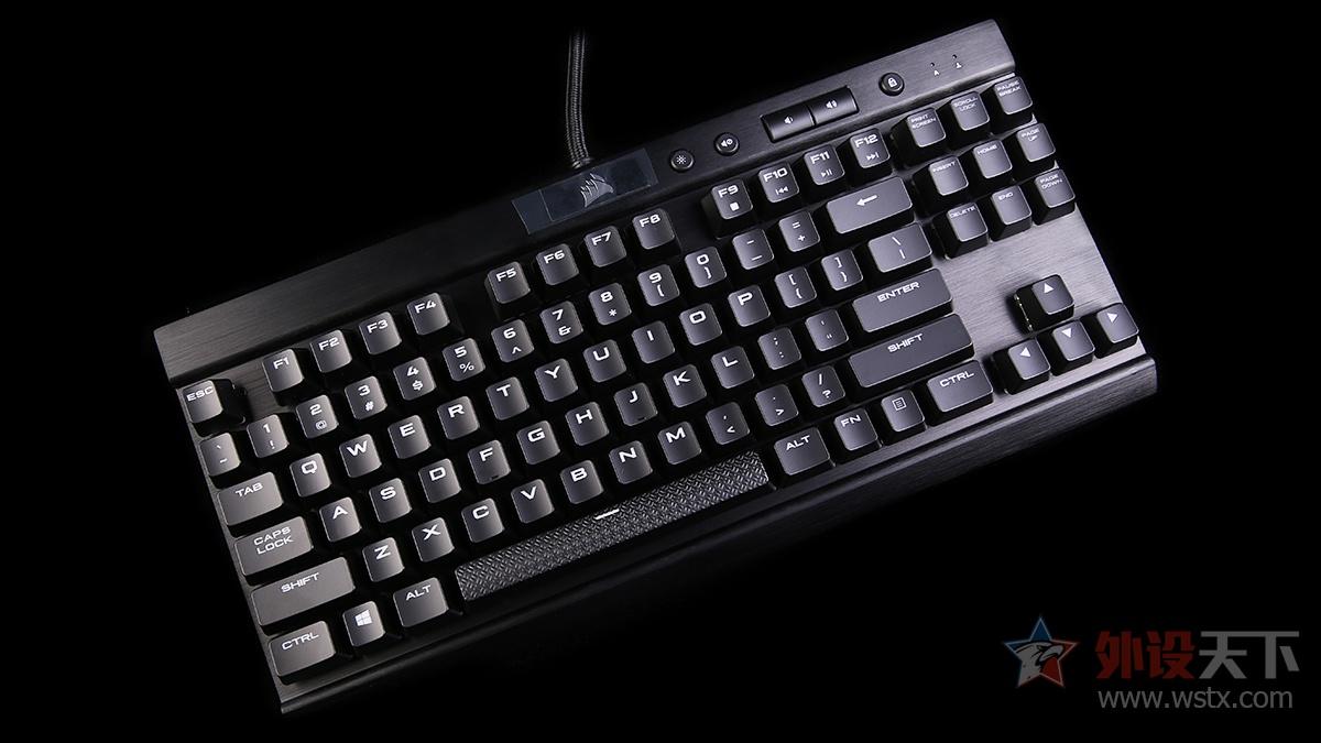 海盗船K65RGB K70RGB K70：“银”轴加持     