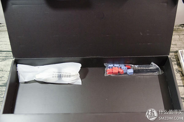 蓝牙与机械的碰撞：iKBC DC108 双模键盘 开箱及使用评测