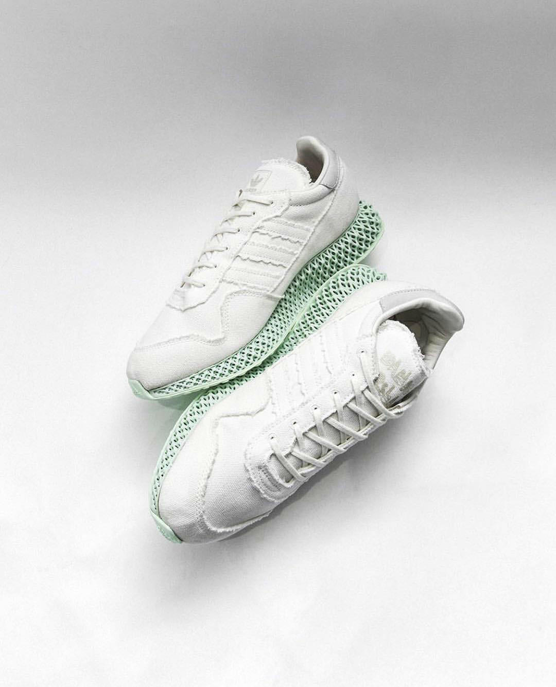 Daniel Arsham,adidas  这个艺术家联名的4D 跑鞋市价过万，设计背后的故事你了解么？