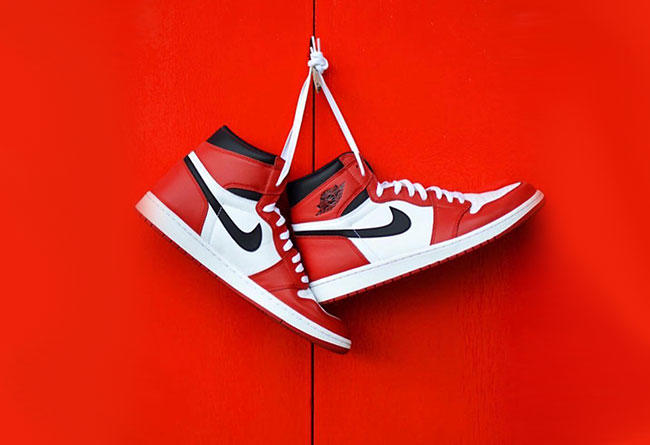 Yeezy,AJ1,Air Jordan 1,OFF-WHI  这是今年称霸球鞋圈的「四大天王」！90% 的人至少买过一双！