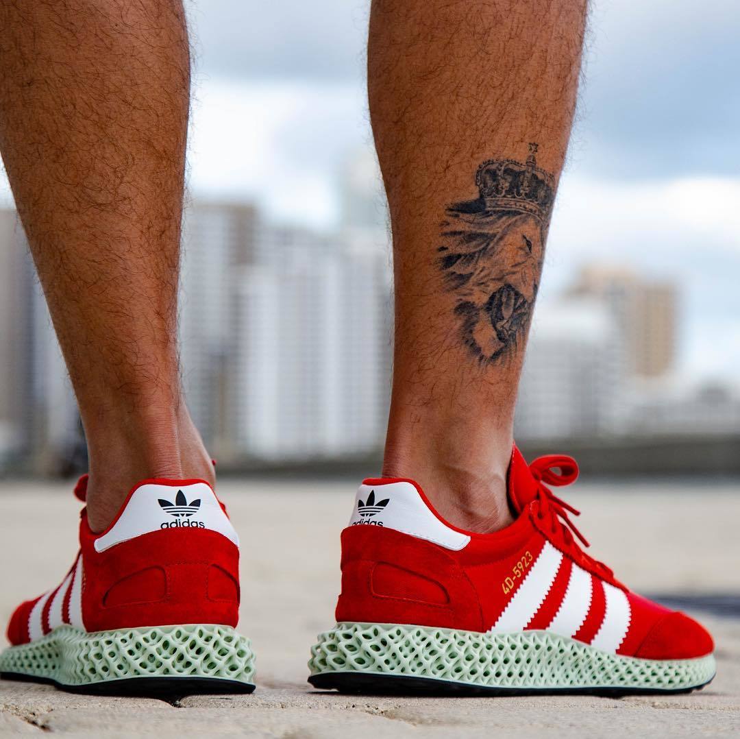 adidas,4D,Never Made,上脚  4D 鞋底首次搭载复古鞋面！来看看上脚效果如何！