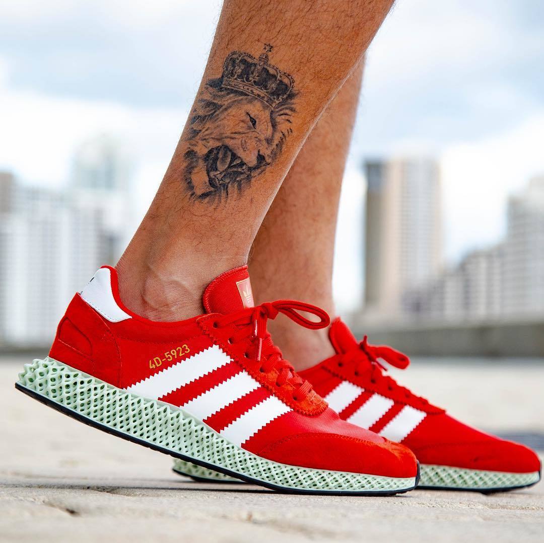 adidas,4D,Never Made,上脚  4D 鞋底首次搭载复古鞋面！来看看上脚效果如何！
