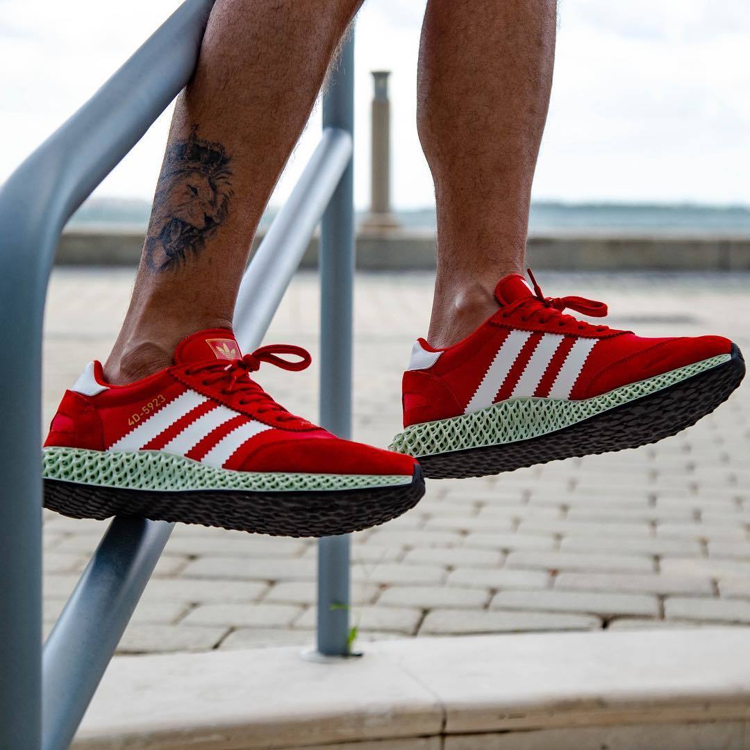 adidas,4D,Never Made,上脚  4D 鞋底首次搭载复古鞋面！来看看上脚效果如何！
