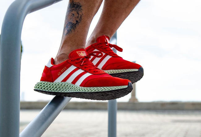 adidas,4D,Never Made,上脚  4D 鞋底首次搭载复古鞋面！来看看上脚效果如何！