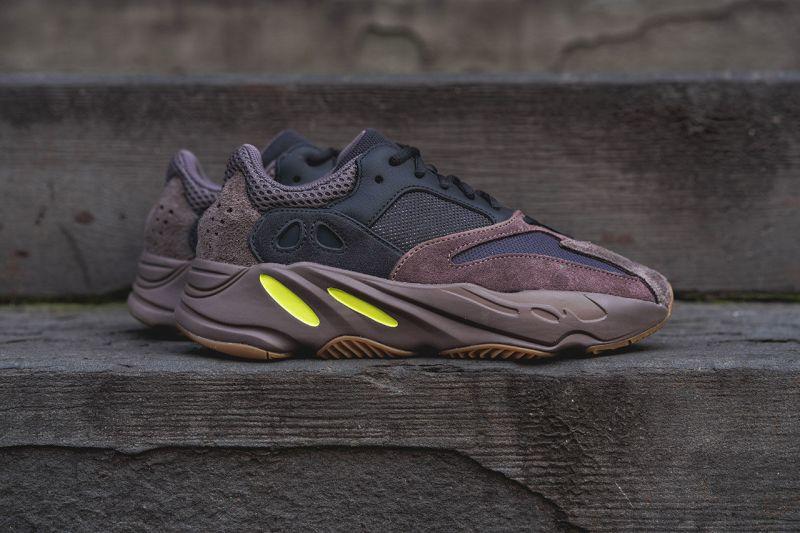 adidas,Yeezy Boost 700 Wave Ru  女码比男码贵了不少！全新 Yeezy 700 本周末发售