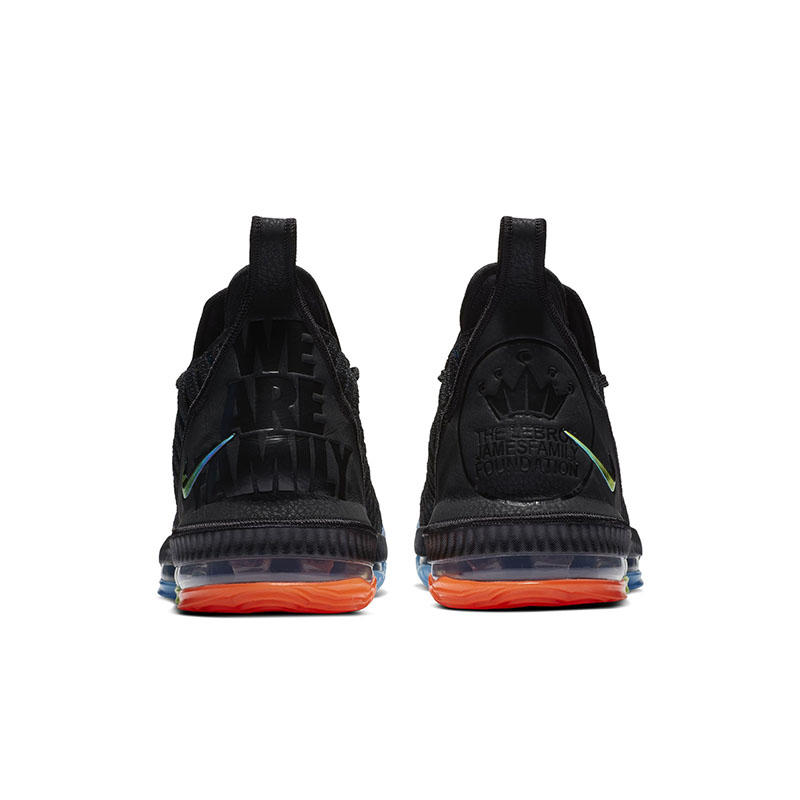 Nike,LeBron 16,I Promise  勒布朗慈善配色！细节超丰富的彩虹 LeBron 16 “I Promise” 即将发售！