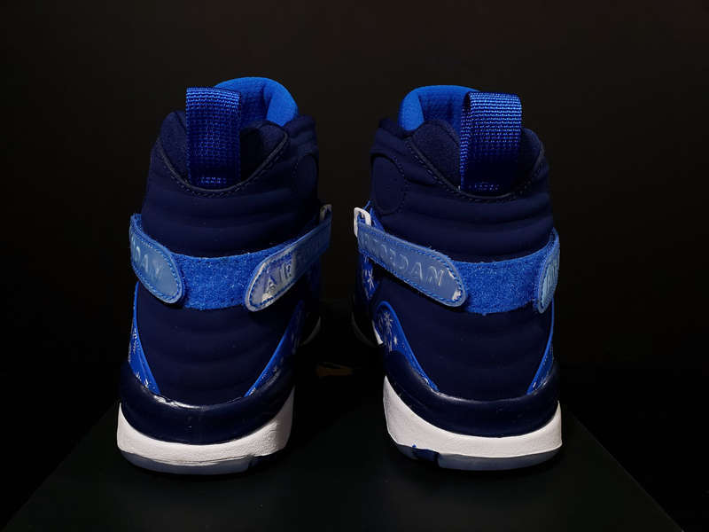 Air Jordan 8,AJ8,发售,305368-400  奇幻冰雪奇缘既视感！Air Jordan 8 全新配色年底发售