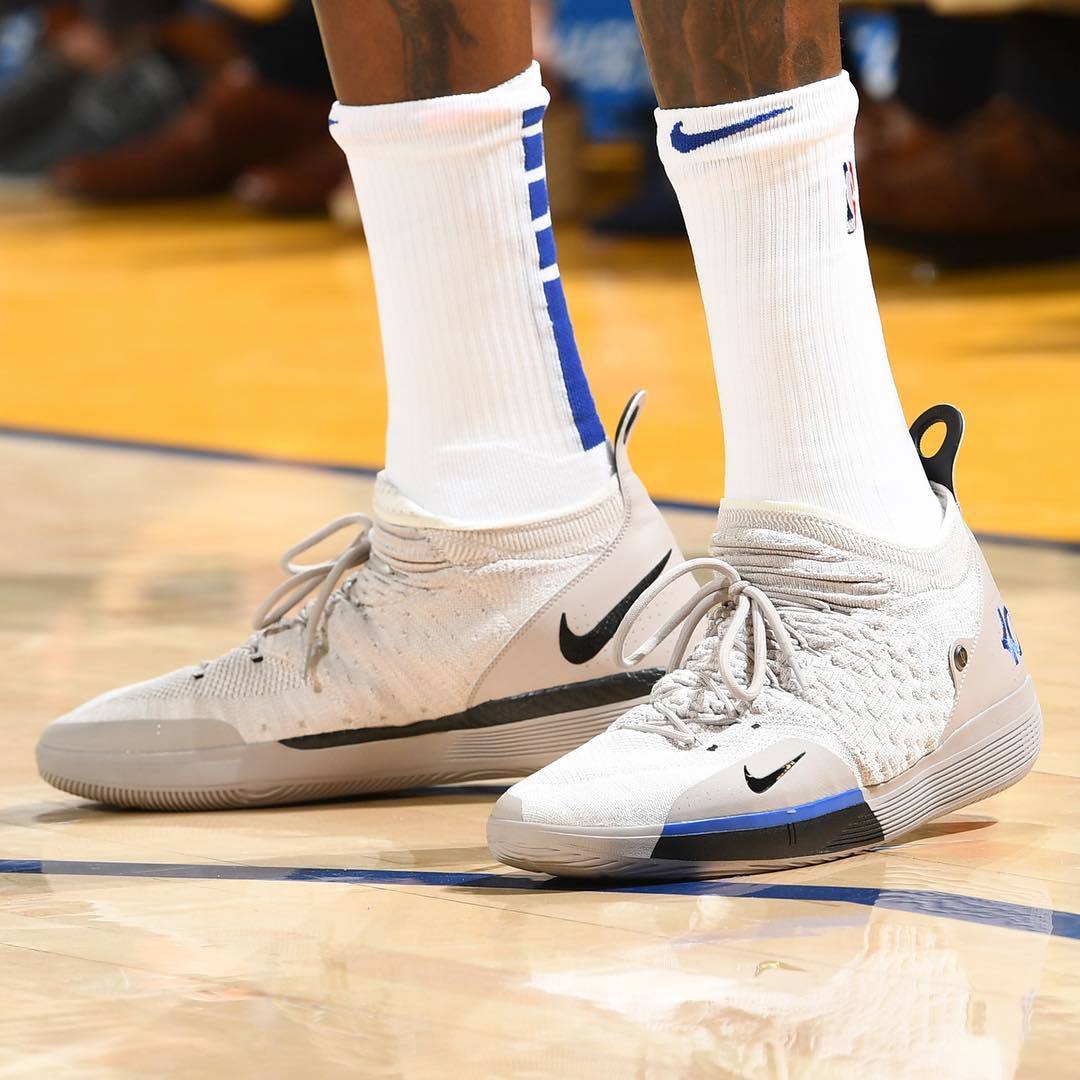 NBA,上脚  真是五花八门什么鞋都有！看看一周 NBA 赛场球鞋上脚精选吧！