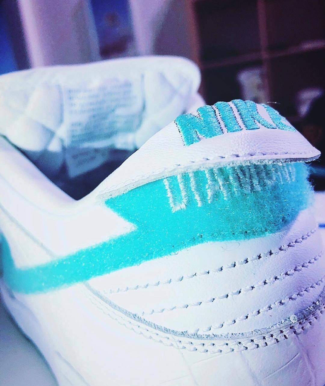 Diamond,Nike,Dunk SB,发售  “钻石” Dunk SB 再度来袭！这次还有可玩性极高的魔术贴设计！