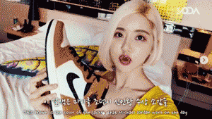 DJ Soda,吃鸡,绝地求生,AJ1,Air Jordan  DJ Soda 沉迷 “吃鸡”，近日还晒出一双未市售的重磅 AJ1！
