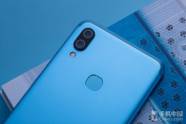联想S5 Pro机身