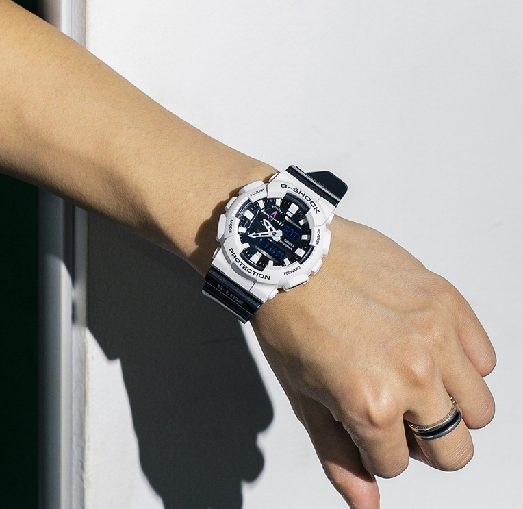 卡西欧双显运动防水手表gax100b7a