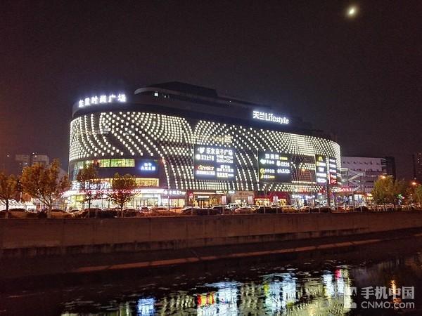 荣耀10青春版手持超级夜景样张