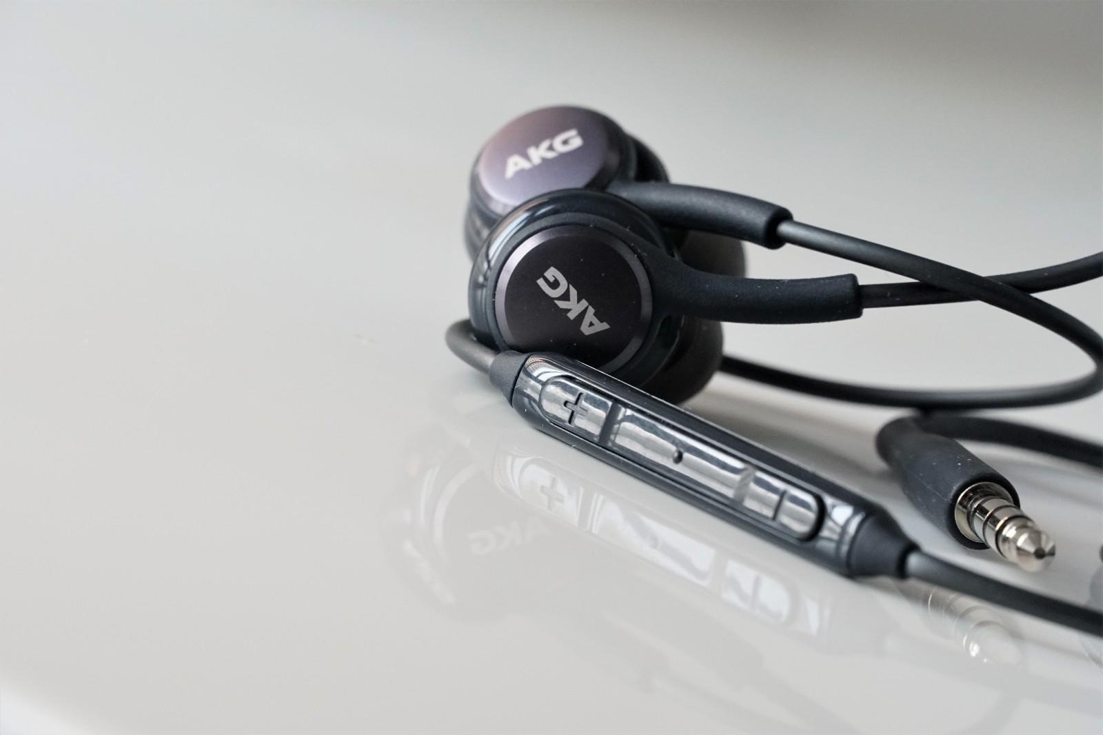 三星s8原配akg耳机什么水平?我们今天来听听