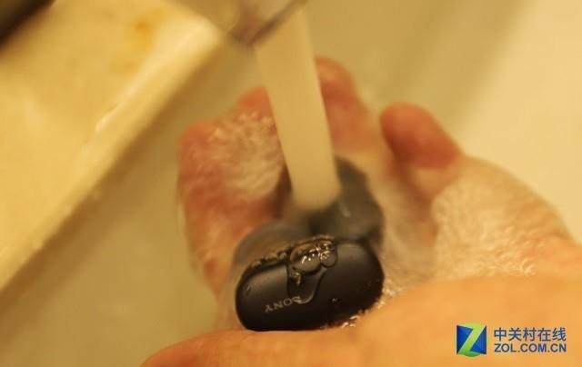 音乐入水新姿势 SONY WF-SP900体验报告 