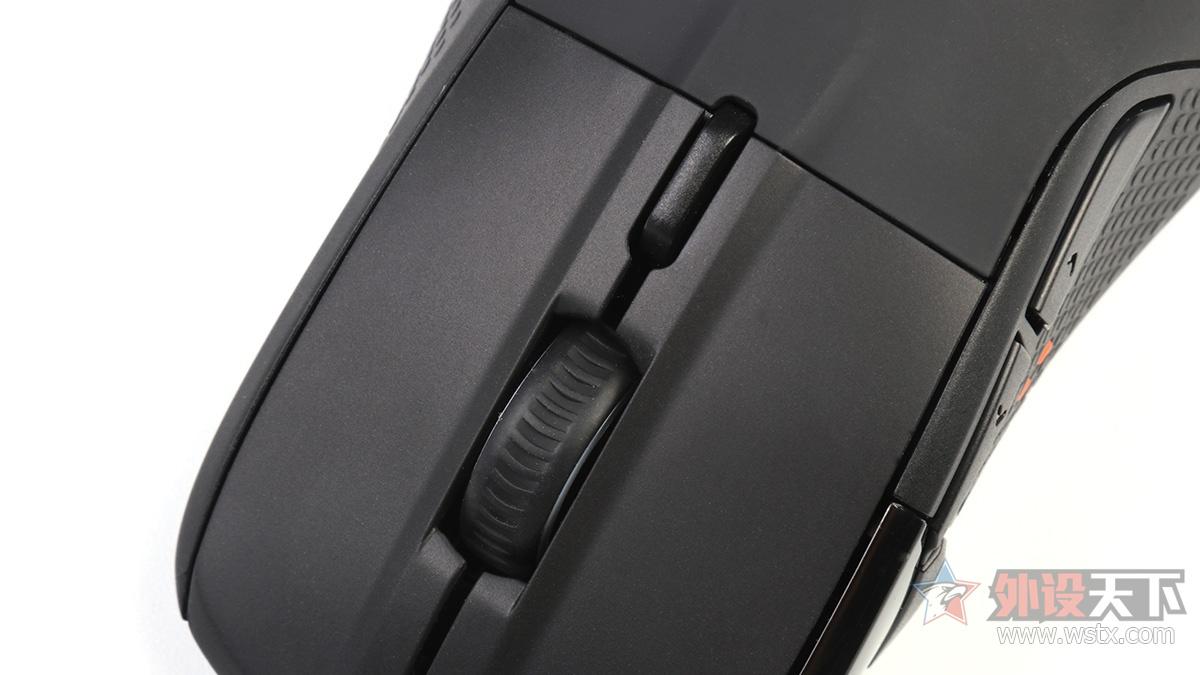 赛睿Rival 710游戏鼠标评测 享受游戏乐趣    